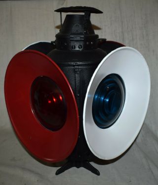 Vintage Adlake Reading Co.  Four Way Railroad Switch Lamp / Signal Lantern
