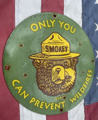 1953 Vintage  Smokey The Bear  Prevent Wildfires Round Porcelain Sign 12