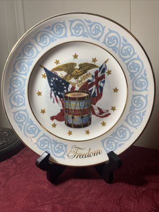Vintage 1974 Avon Freedom Collector Plate By Enoch Wedgwood Tunstall England