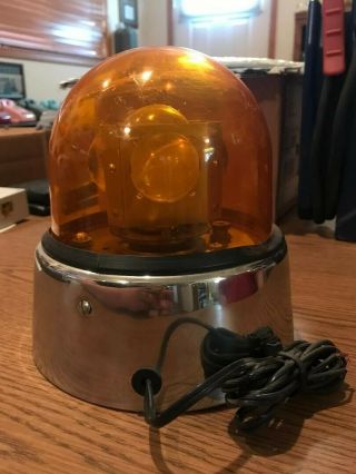 FEDERAL SIGNAL MODEL 15 JUNIOR BEACON RAY PLASTIC AMBER DOME 12V MAGNET MOUNT 3
