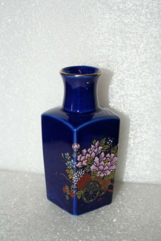 Cobalt Blue Hand Decorated Enameled Porcelain Floral Bud Vase Gold Gilt 3 - 1/2 "