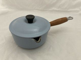 Vintage Le Creuset Blue Cast Iron Saucepan Lid 16 1.  25 Qt Wood Handle Pour Spout