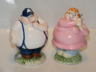 Whimsical Man Woman Golfing Salt & Pepper Shakers Collectable