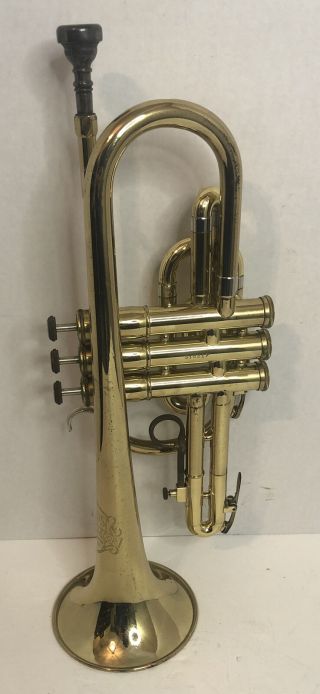 Vintage Olds “Ambassador” Trumpet Fullerton California W/Bach 7C MP & Case 3