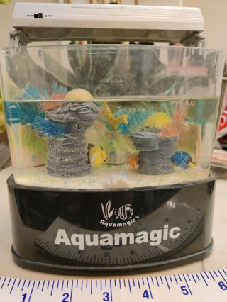 Vintage Aqua Magic Fake Magnetic Fish Tank.  Battery Run.
