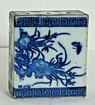 19th Century Chinese Blue White Porcelain Opium Den Pillow Foo Dogs Decoration