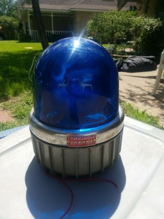 Federal Sign & Signal Beacon Ray Light Model 17 Blue Dome.  6 Dc Volts.