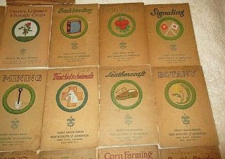 44 Late 1920 ' s to early 1930 ' s BSA Merit Badge books BOY SCOUTS 3