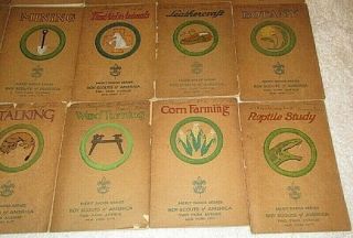 44 Late 1920 ' s to early 1930 ' s BSA Merit Badge books BOY SCOUTS 5