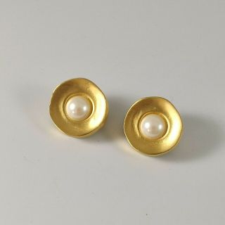 Vtg Givenchy Clip On Earrings,  Gold Tone W Faux Pearls