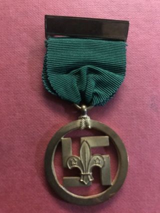 1930’s British Boy Scout Medal Of Merit Award With Box