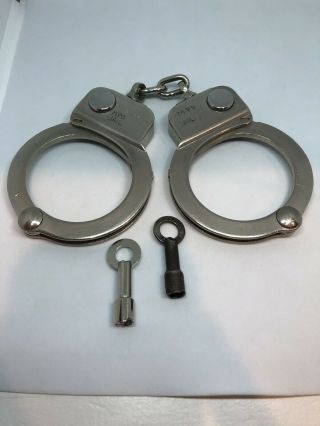 Vintage Smith & Wesson Model 94 Handcuffs With N Key Engraved Mpd Jail
