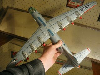 yonezawa boeing b 36 peacemaker bomber tin 6 propeller airplane toy model 3