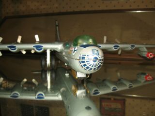 yonezawa boeing b 36 peacemaker bomber tin 6 propeller airplane toy model 4