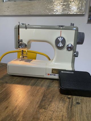 Sears Kenmore Vintage Sewing Machine W/ Foot Pedal Model 158 - 10400