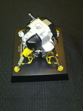 NASA Apollo Lunar Excursion Module Wood Model Space Craft,  Daron E3848,  LEM 3