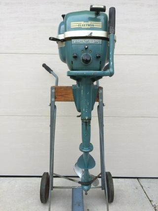 Vintage 1951 Evinrude Fleetwin 7.  5 Hp Outboard Boat Motor & Dolly - Stand