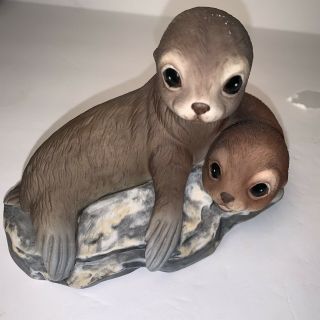Vintage ©1981 Homco Masterpiece Porcelain Figurine Two Baby Seals