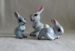 Early Monrovia Hagen Renaker Blue Rabbits Papa Mama & Running Baby Rabbit Bunny