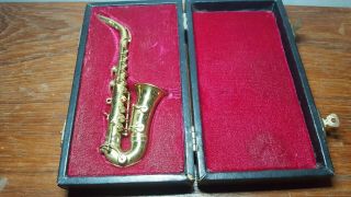 Vtg Authentic Models Handmade in Solid Brass Miniature Saxophone in Display Case 2