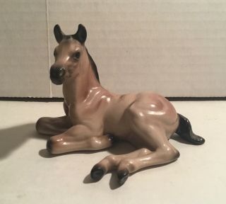 Adorable Vintage Hagen Renaker Dw Fez Lying Arabian Foal Figurine In Rosegray