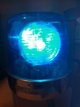 Vintage,  Arrow,  Mod.  530,  2 Lamp,  Rotating Blue Beacon Light,  Federal,  Whelen