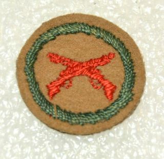 Crossed Red Rifles Boy Scout Marksman Felt No Text Proficiency Badge 103118