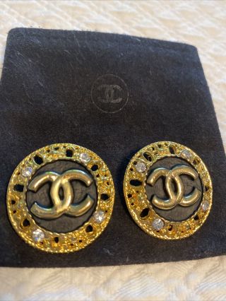 Chanel Gold Plated Black Enamel Rhinestone Cc Logos Vintage Clip Earrings Estate
