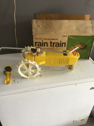 Vintage Early Rain Train Nelson All Cast Tractor Lawn Sprinkler Model N - 200