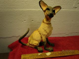 Willets Country Artist " A Breed Apart " Sassy The Siamese Cat Statue Kitty Decor