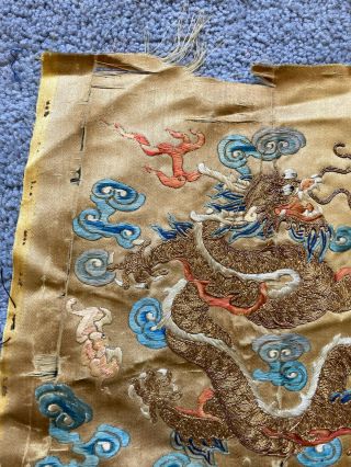 Old Chinese embroidered silk dragon panel - 2 2