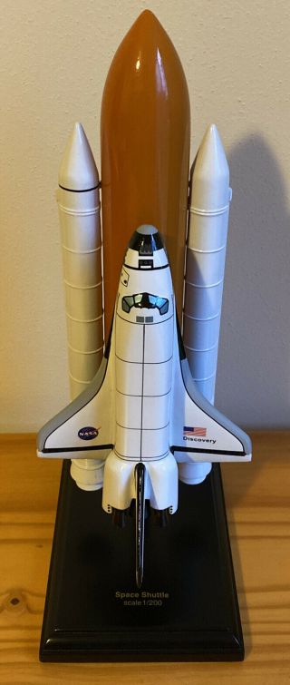 Historical Memorabilia Space Shuttle Model Discovery 1/200 Scale Boeing Model