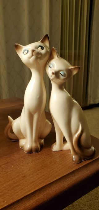 Vtg Mid Century Long Neck Cats.  Vtg Japan Long Neck Siamese Cat Figurines