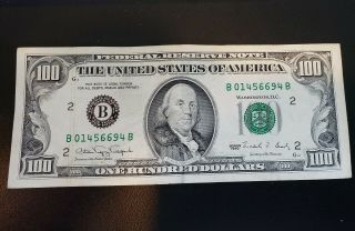 1990 (b) $100 One Hundred Dollar Bill Federal Reserve Note.  Old Vintage