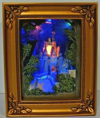 Disney " Gallery Of Light " Rare Cinderella Castle - Multi Color Lights R Olszewski