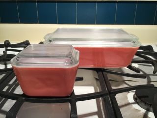 Vintage Pyrex Refrigerator Dishes Flamingo Pink 501 503 With Lids