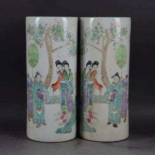 18th C.  A Pair Old Chinese Famille Rose Scholars Porcelain Brush Pot Vases