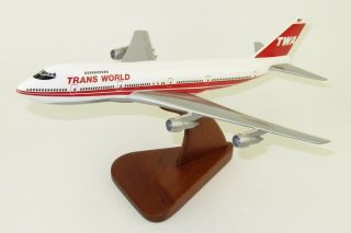Twa Trans World Airlines Boeing 747 - 200 Desk Top Display Model 1/200 Av Airplane