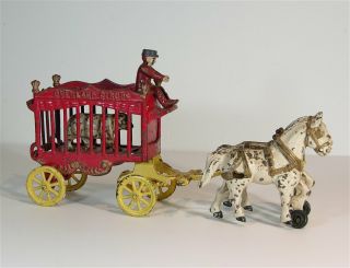 1920s Cast Iron Overland Circus Bear Cage Wagon Toy By Kenton In Paint