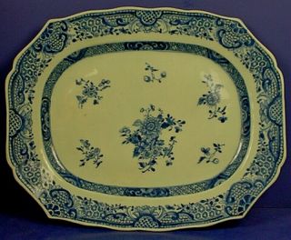 18th Century Chinese Qianlong Period Blue & White Export Porcelain Platter