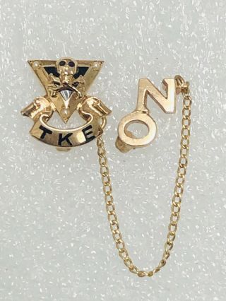 10k Solid Gold Enamel Garnet Seed Pearl Tau Kappa Epsilon Skull Fraternity Pin