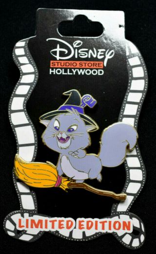 Disney Dssh Cats On Brooms Halloween Yzma Witch Pin (95) Emperor 