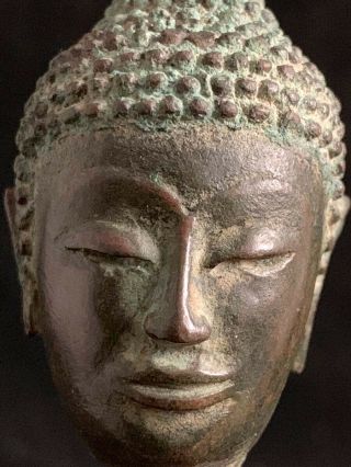 Small 17th - 18th C Bronze Thai Ayutthaya Buddha Head On Wooden Base