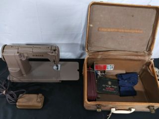 Vintage Singer Sewing Machine With Case (& Operational)