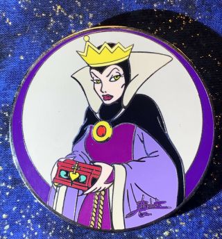 Disney Elisabete Gomes Signed Evil Queen Heart Box Le 100 Pin From 2005