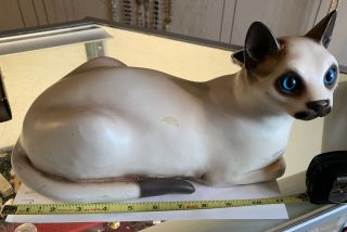 Vtg 1983 Universal Statuary Chalkware Siamese Cat Figurine Statue Blue Eyes