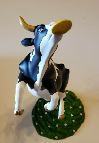 2001 Cow Parade Figurine Daisy 