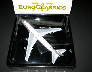 Aeroclassics IBERIA BOEING 747 - 100 EC - BRP 1/400 scale model 3