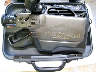Panasonic Omnimovie VHS Video Camcorder With Accessories Vintage 2