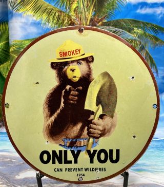 1954 Vintage  Smokey The Bear  Prevent Wildfires Round Porcelain Sign 12